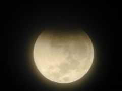 Mond vor der totalen Phase